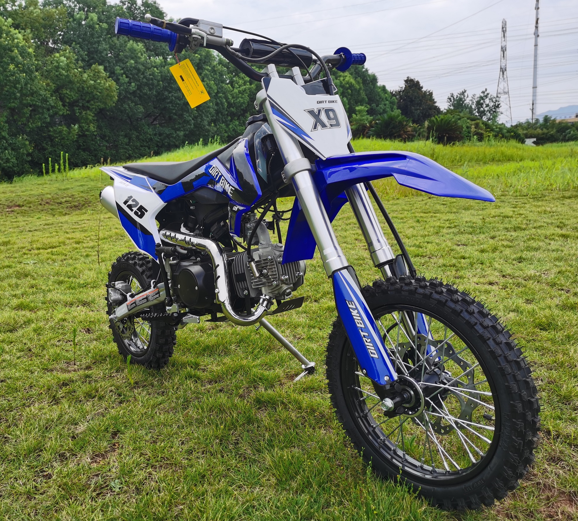 Dirt bike DG 02, o modelo da família de dirt bikes totalmente documentado